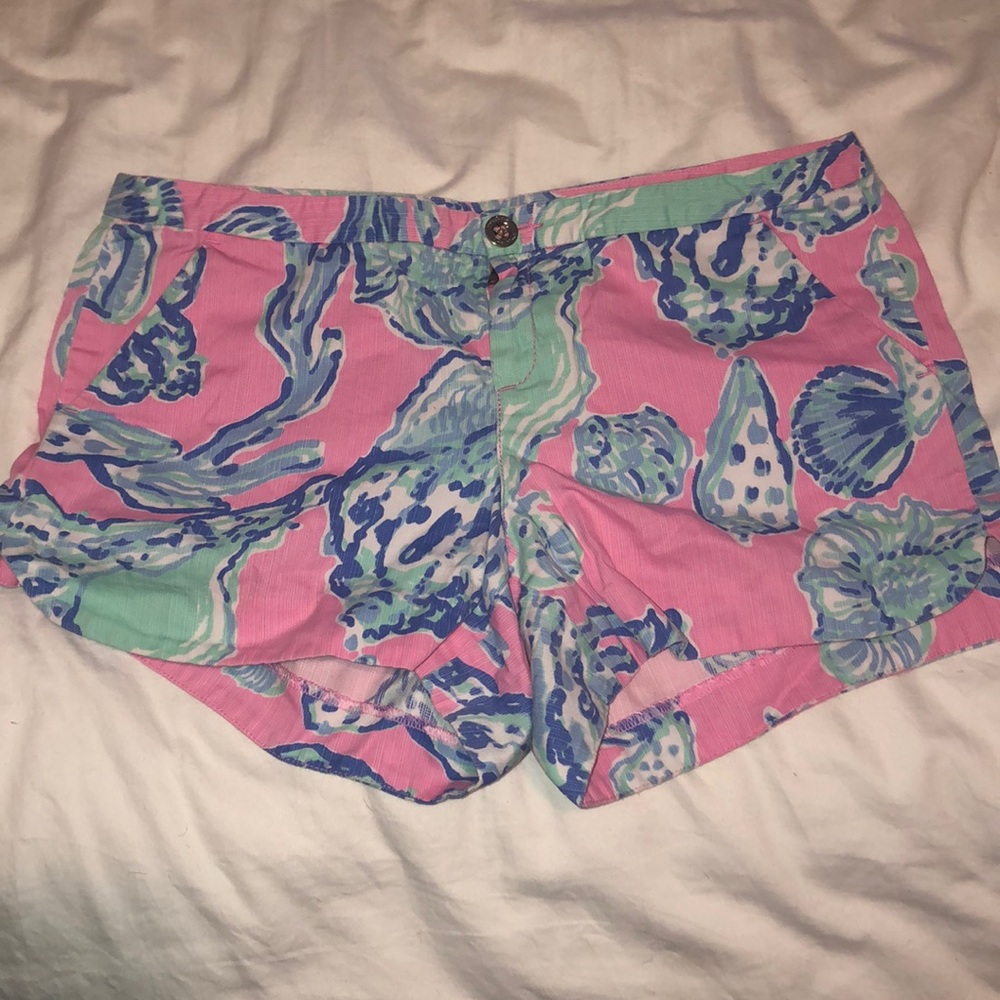 Lilly Pulitzer Shorts - Size 6